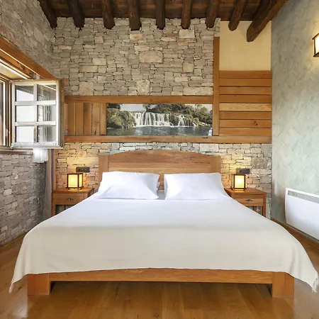 Herceg Etno Selo Üdülőközpont 4*