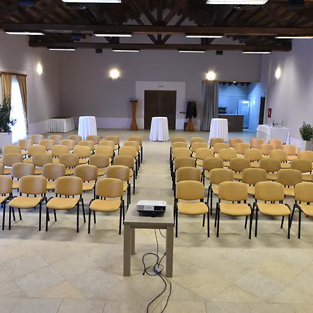 度假村 默主歌耶赫尔采民族村酒店 4*