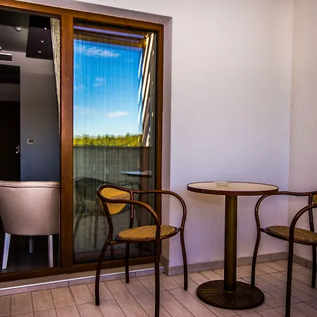 默主歌耶赫尔采民族村酒店 4* Međugorje