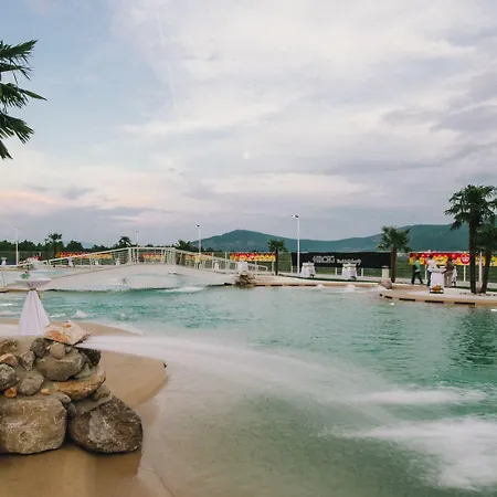 度假村 默主歌耶赫尔采民族村酒店