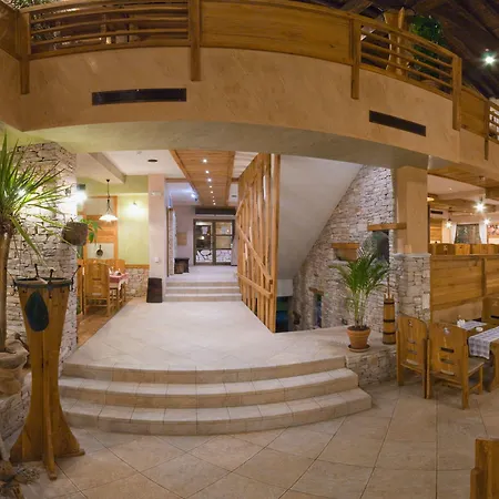 度假村 默主歌耶赫尔采民族村酒店 4*