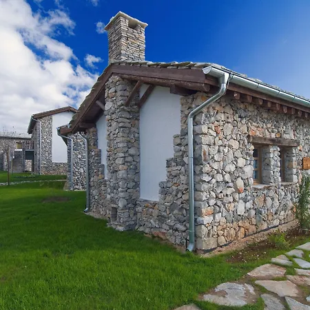 默主歌耶赫尔采民族村酒店 Međugorje