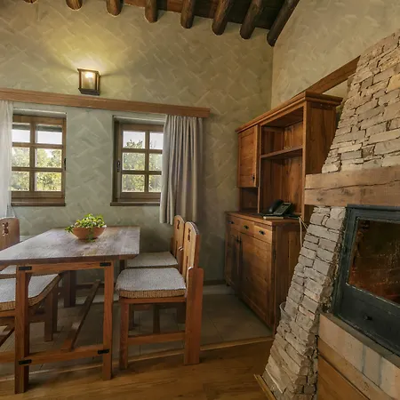 Resort Herceg Etno Selo 4*