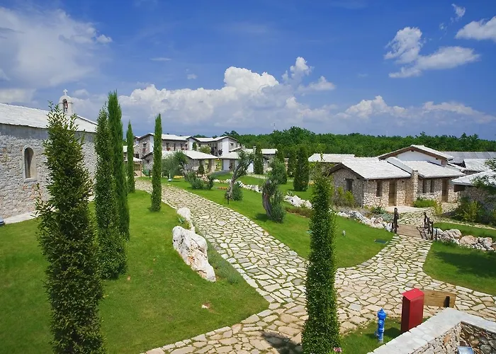 Herceg Etno Selo 4* Medjugorje